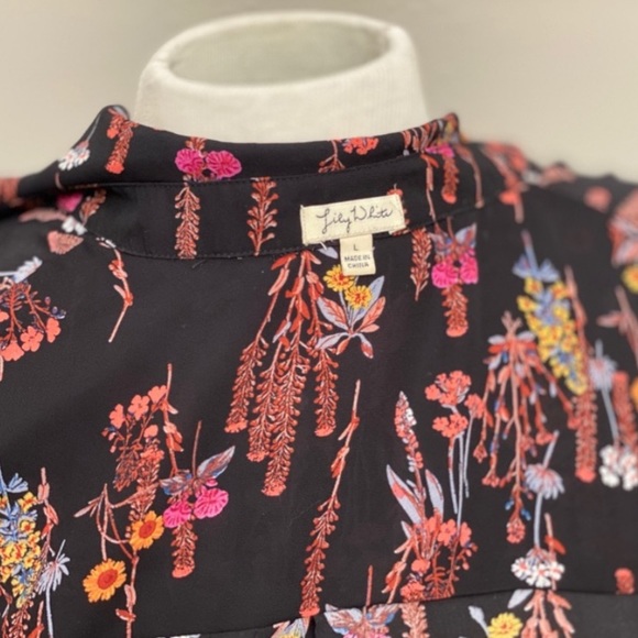 Semi Sheer Floral Blouse Lily White - Picture 8 of 8